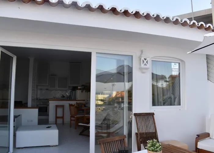 Varanda O Mar شقة *